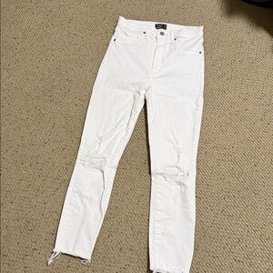 Abercrombie & Fitch Skinny Jeans in White